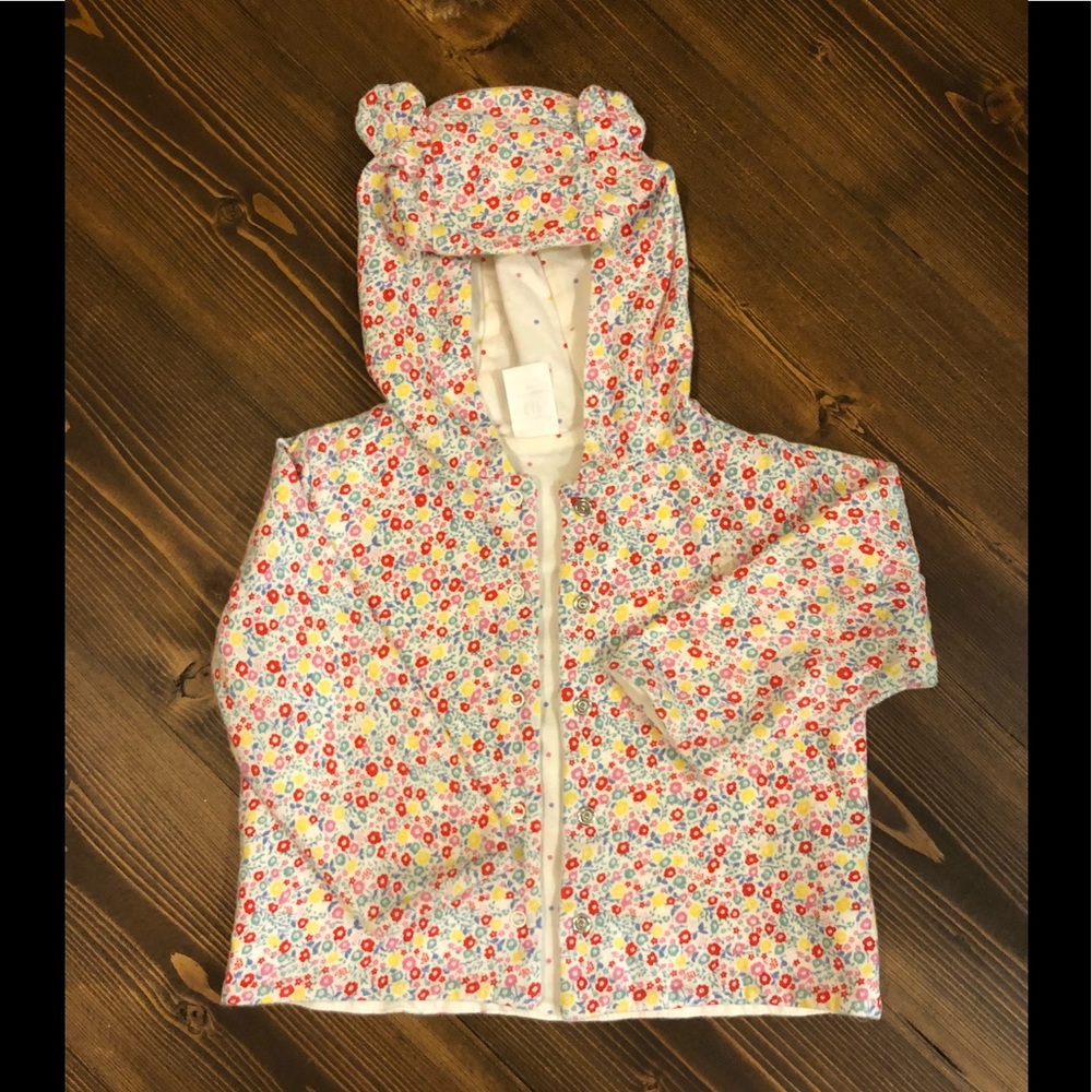 GAP reversible hooded button up